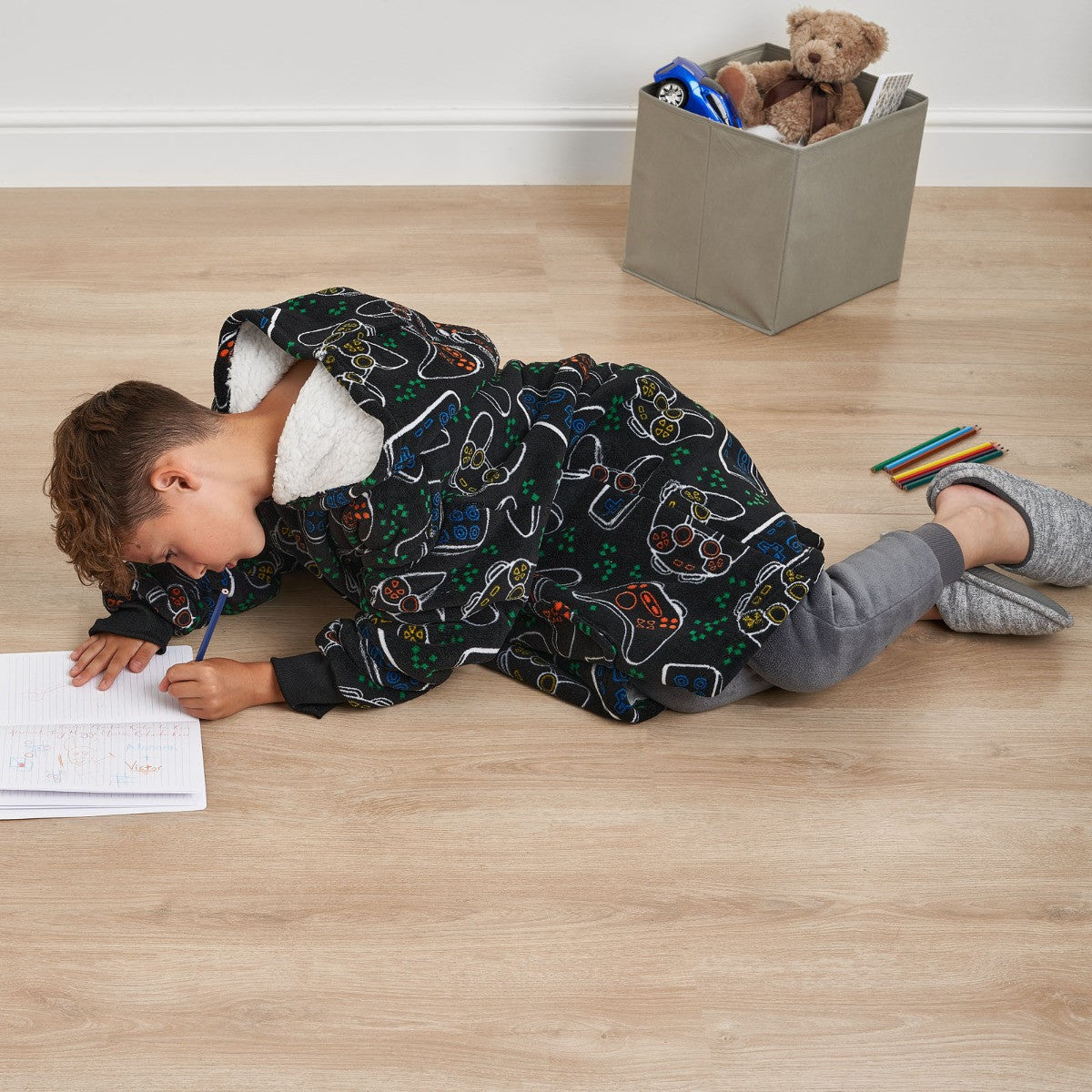 Gaming Print Hoodie Blanket, Kids - Black Hoodie